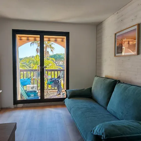 - 4 People - Presqu'il De Giens