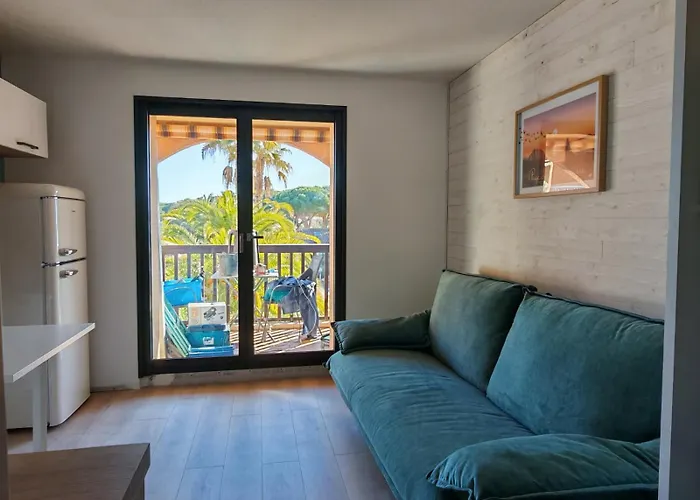 - 4 People - Presqu'il De Giens